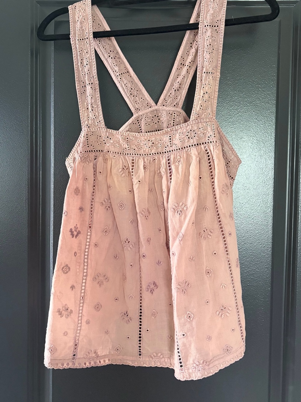 NWT Unsubscribed cotton
Embroidered Eyelet Tank Top